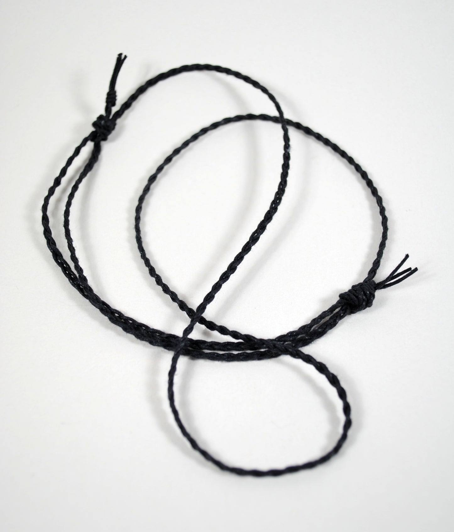 Handmade Sliding Knot Waxed Cotton Necklace (black)